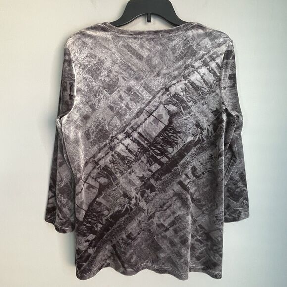 Chico's Velvet Top Women’s Size 1/M Silver Gray Embossed Holiday Chic Glam Party - Picture 2 of 10